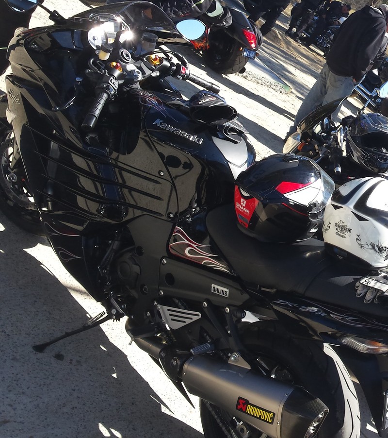 Hi from Sydney - New 2015 Ohlins ZX14R :-)